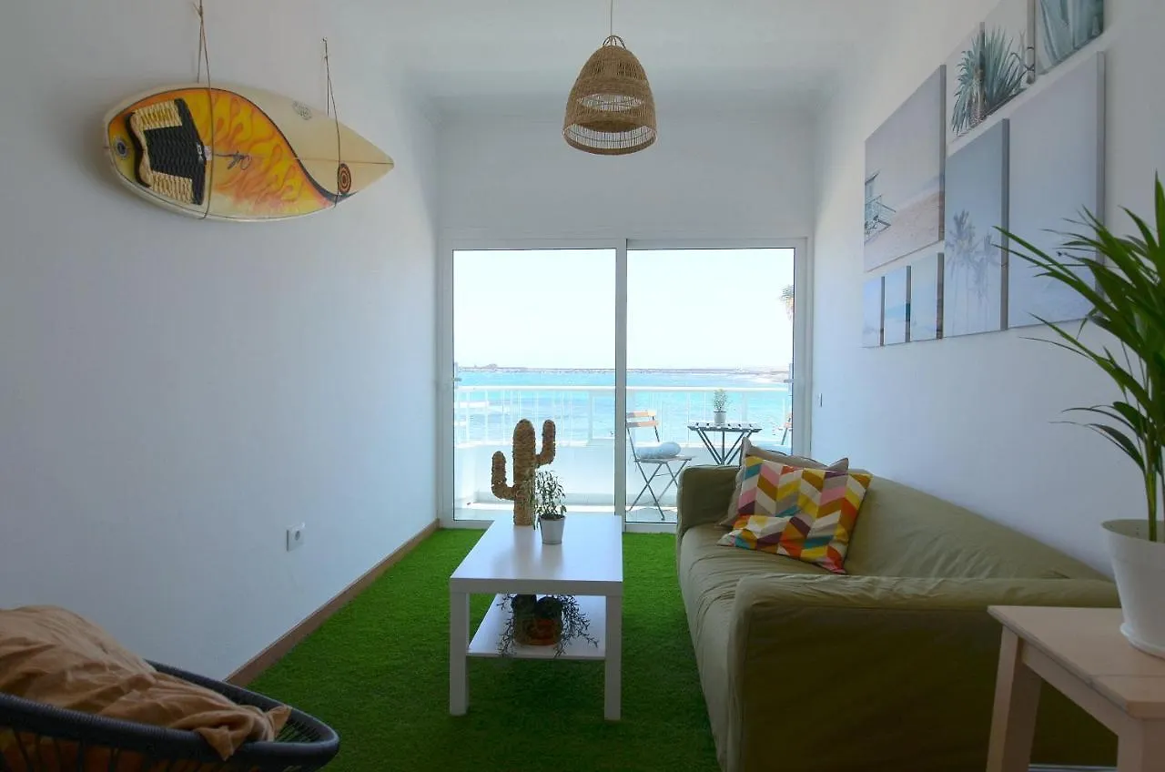Arinaga Arena Y Mar Beach