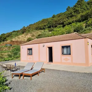 Vaqueros Villa