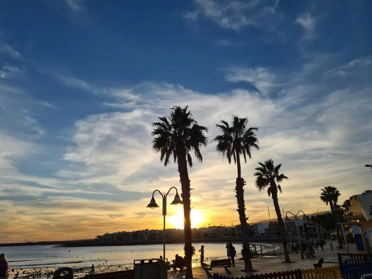 Arinaga Arena Y Mar Beach Apartment